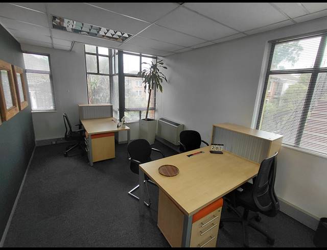 25.20M² OFFICE TO LET IN FOURWAYS